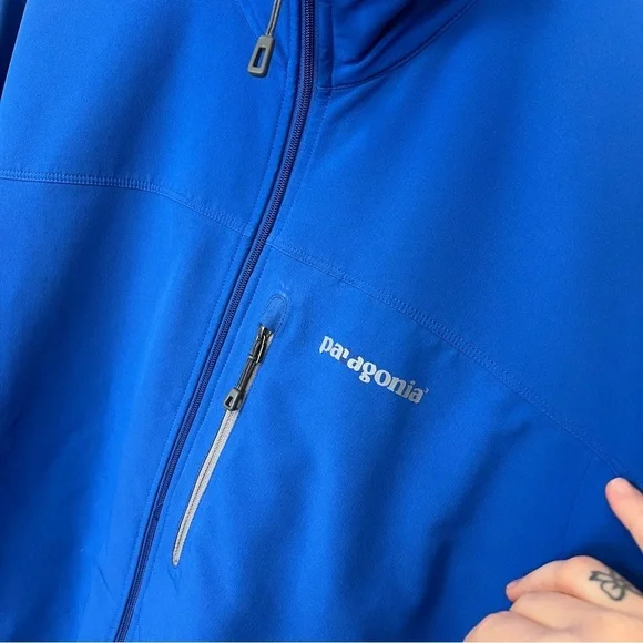 Patagonia men blue waterproof zip up jacket L - Picture 2 of 7